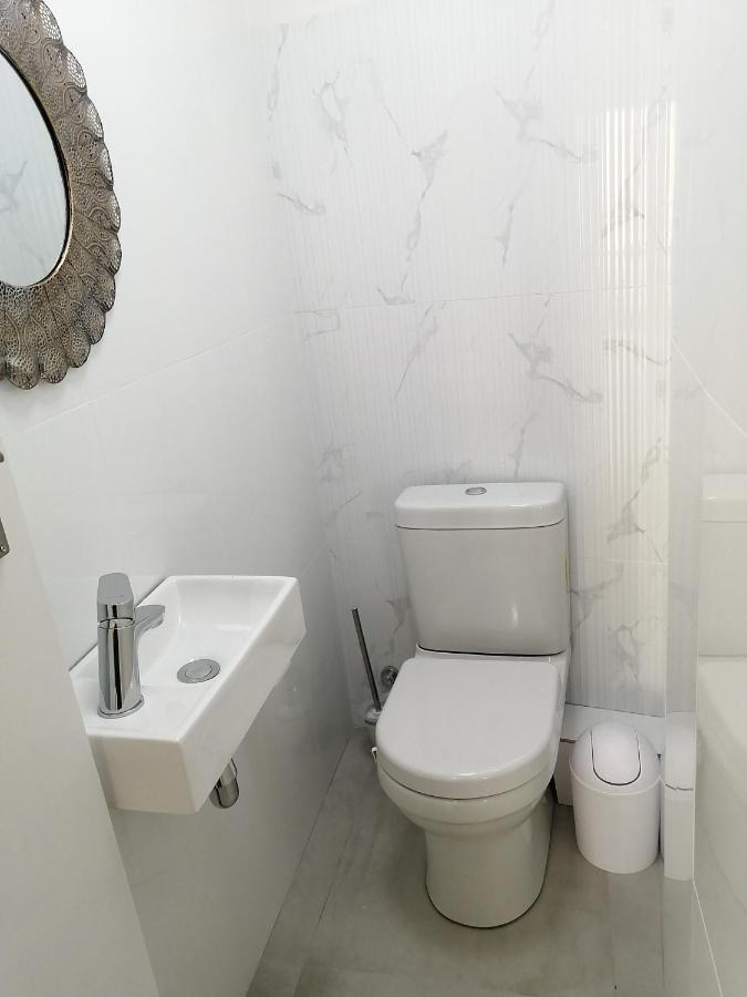 Disa Park 14th Floor With Views Apartment *